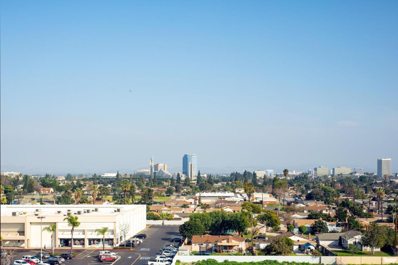 Sheraton Garden Grove-Anaheim South Exteriér fotografie