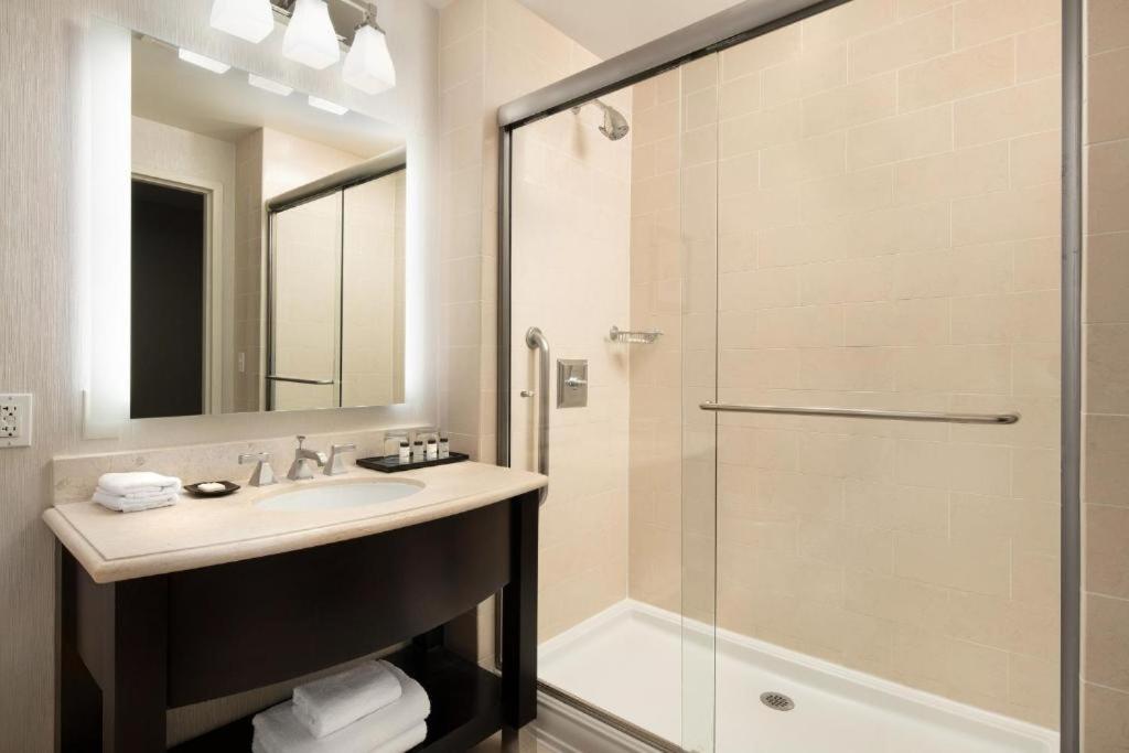 Sheraton Garden Grove-Anaheim South Exteriér fotografie